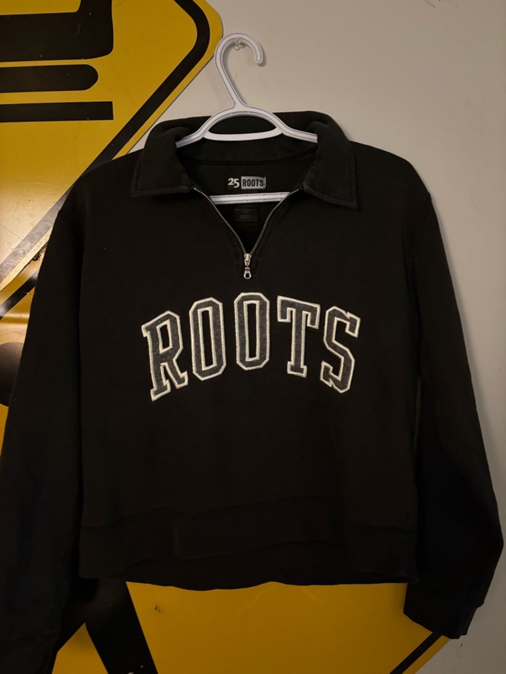 VINTAGE ROOTS CREWNECK